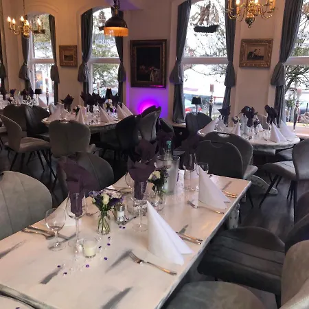 Stilbruch * Glückstadt